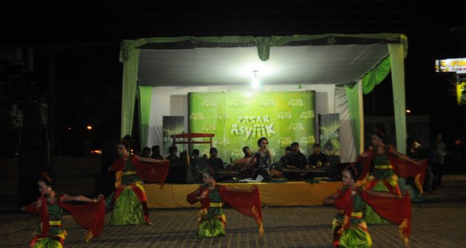 blogger banyumas di pasar asyiik 2015