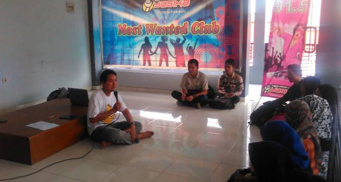 ngobrol blog di yasika fm purwokerto